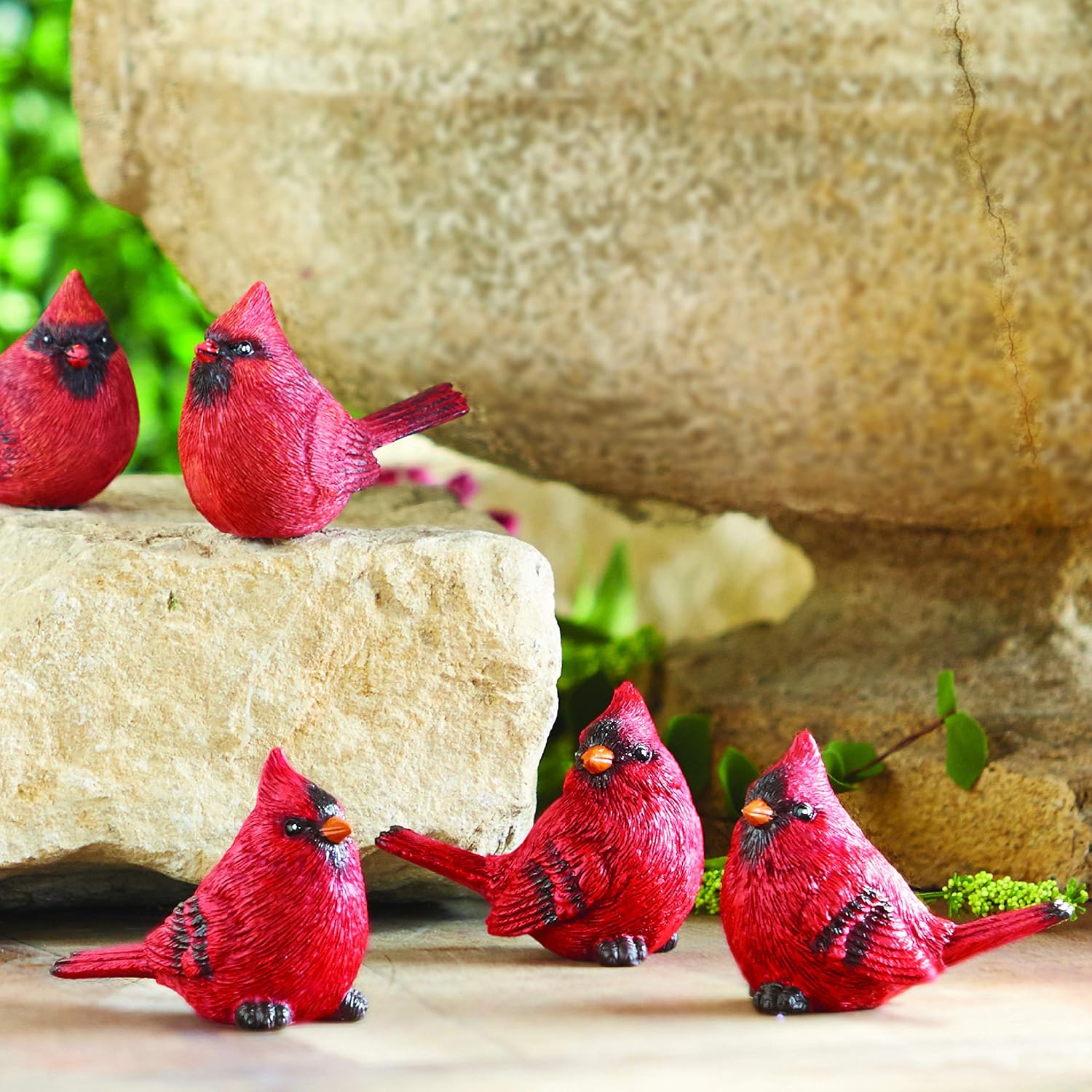 Resin Cardinal Figurines / Set of 3
