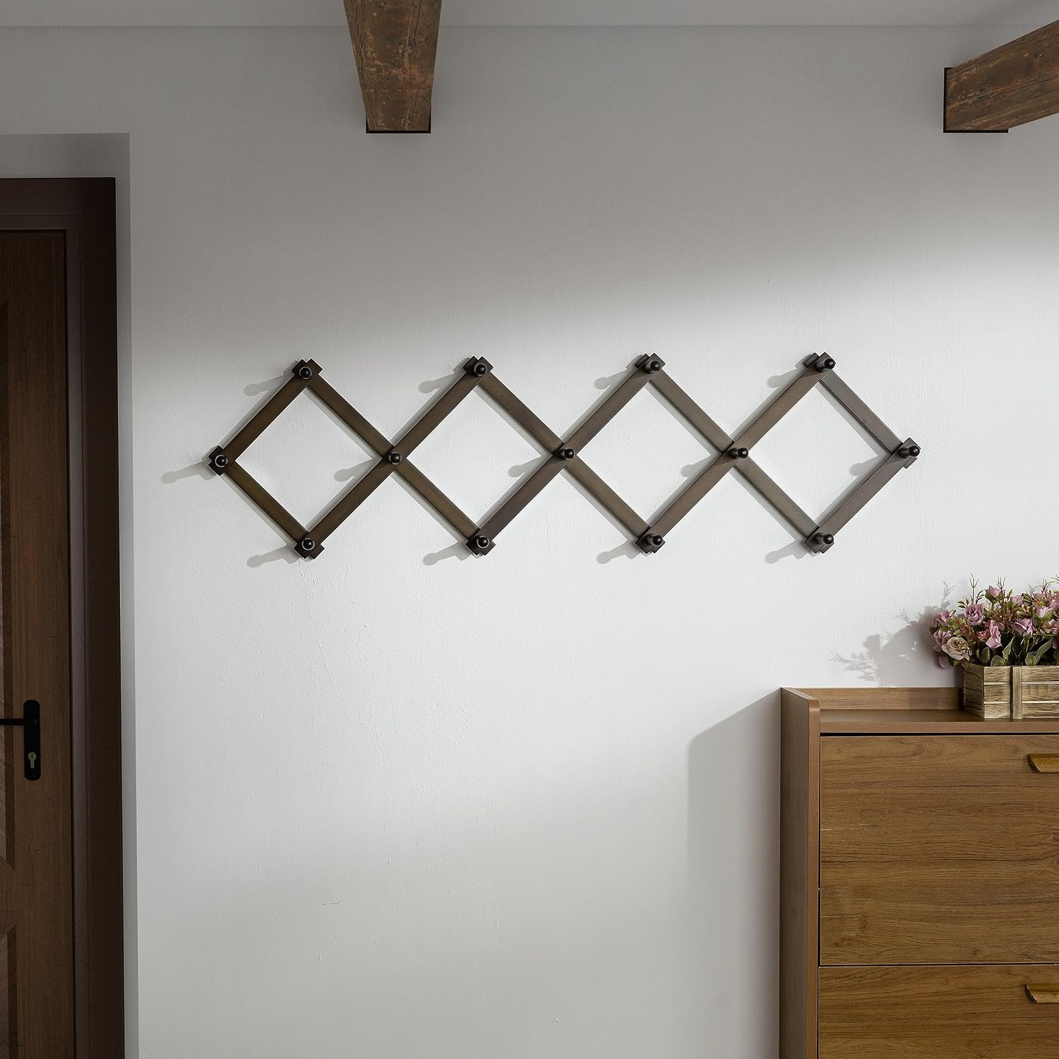 Accordion Wall Hanger:16'' High Wooden Wall Expandable Coat Rack,Hat Rack Holder,Accordion Hook for Baseball