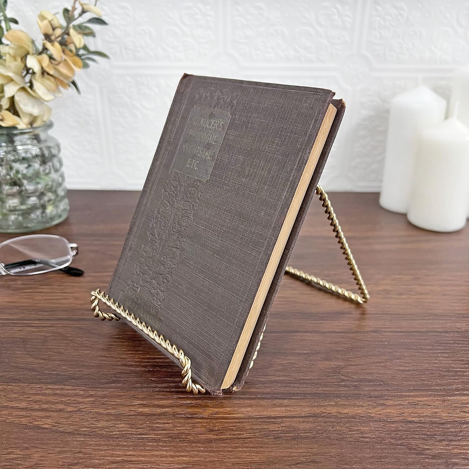 Twisted -toned Wire Easel Stand / Gold
