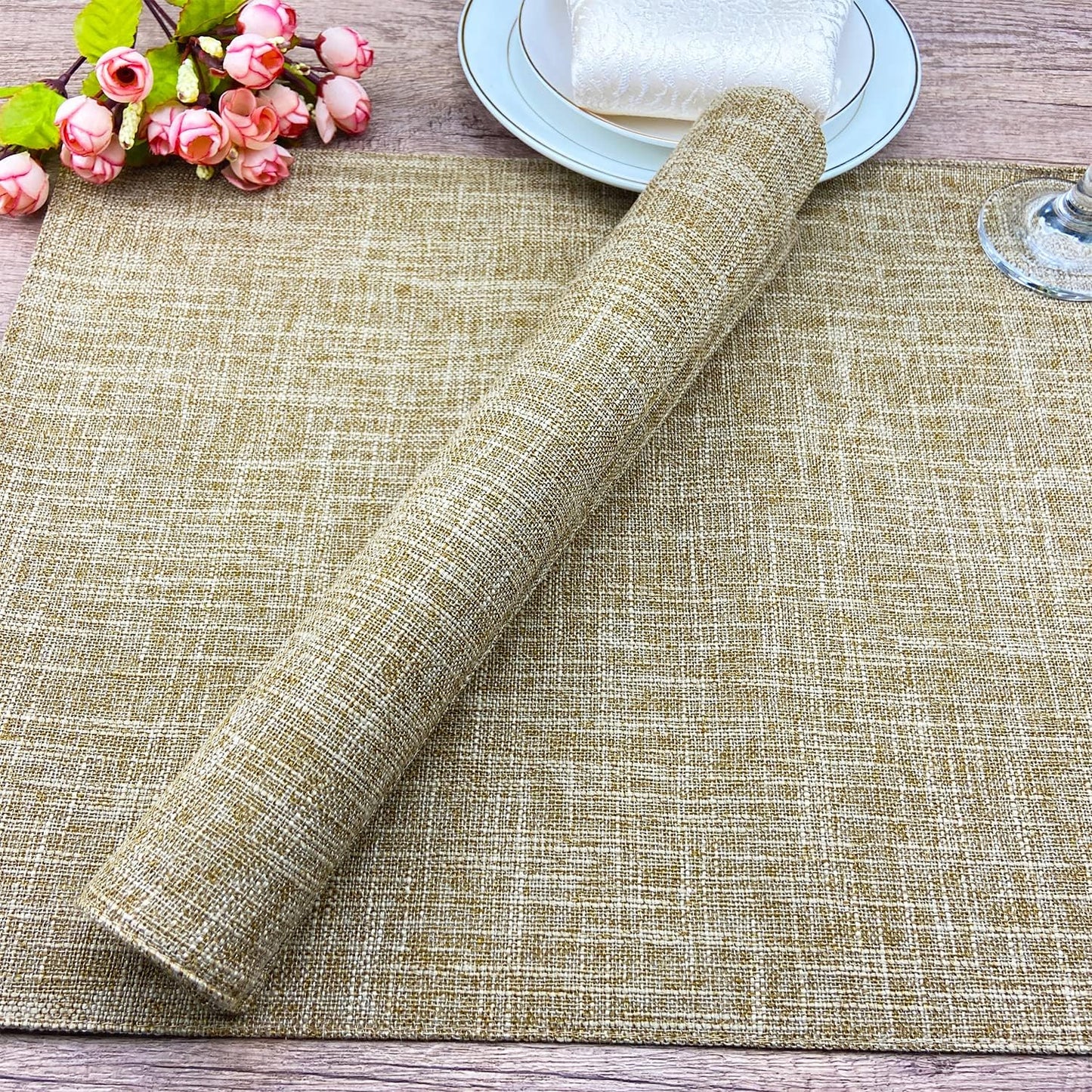 Weabetfu Cloth Placemats Set of 6 Heat Resistant Dining Table Placemmats | Cotton Linen Machine Washable Kitchen Table