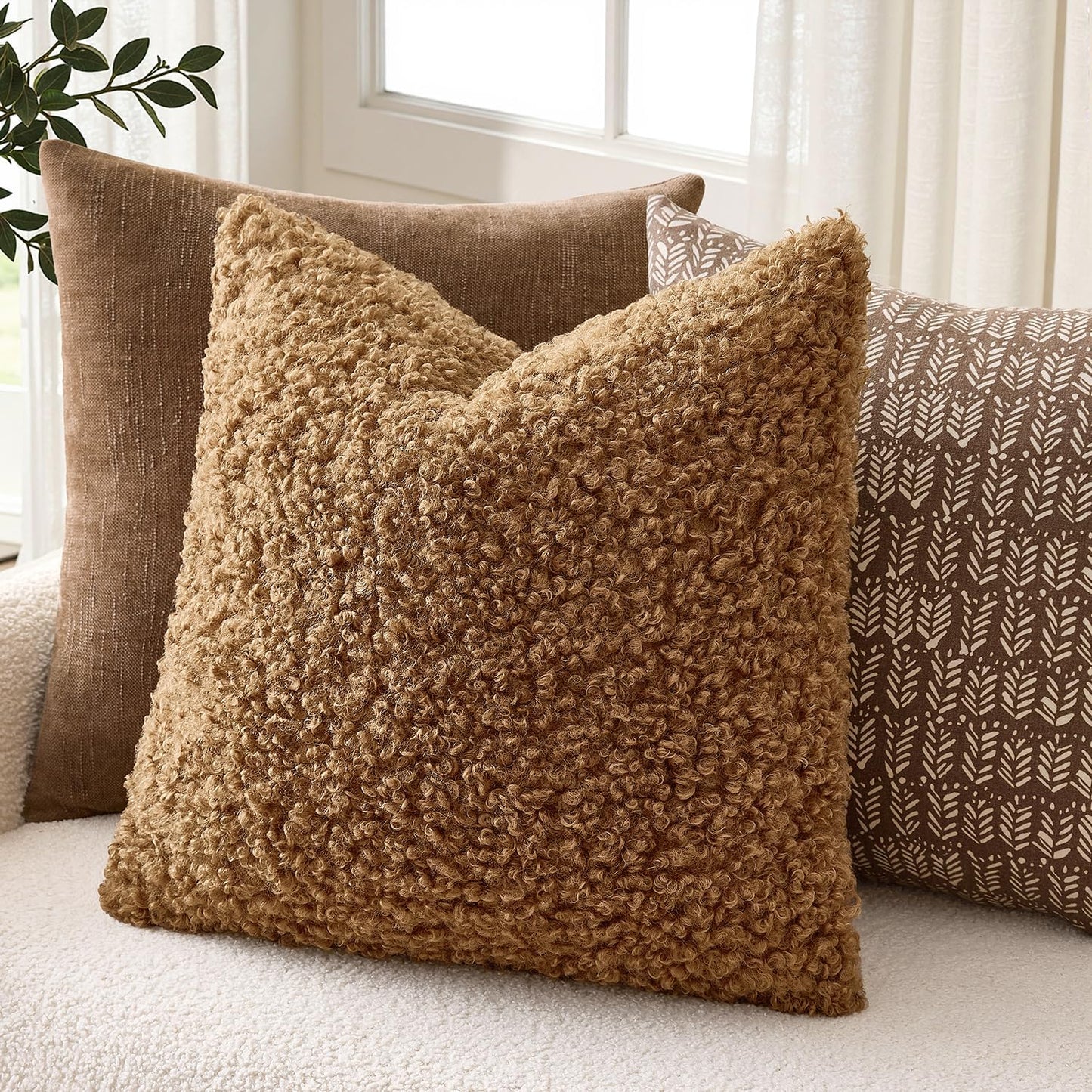 Teddy Faux Fur Throw Pillow Covers Soft Fuzzy Sherpa Sheepskin / Brown / 18 x 18 / Set of 2