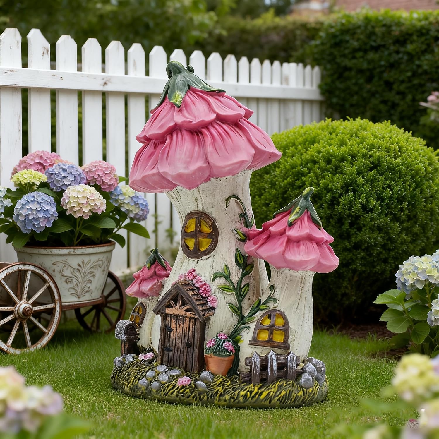 Mushroom House Fairy Garden Statue / Pink / 7.7 Inch