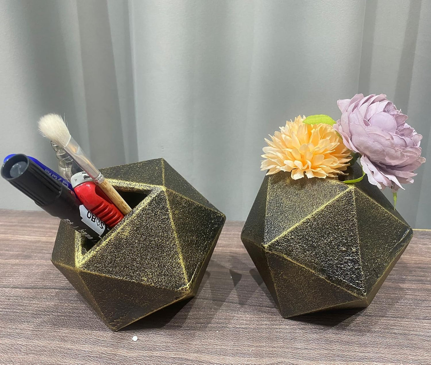 Metal Book Holders / Black