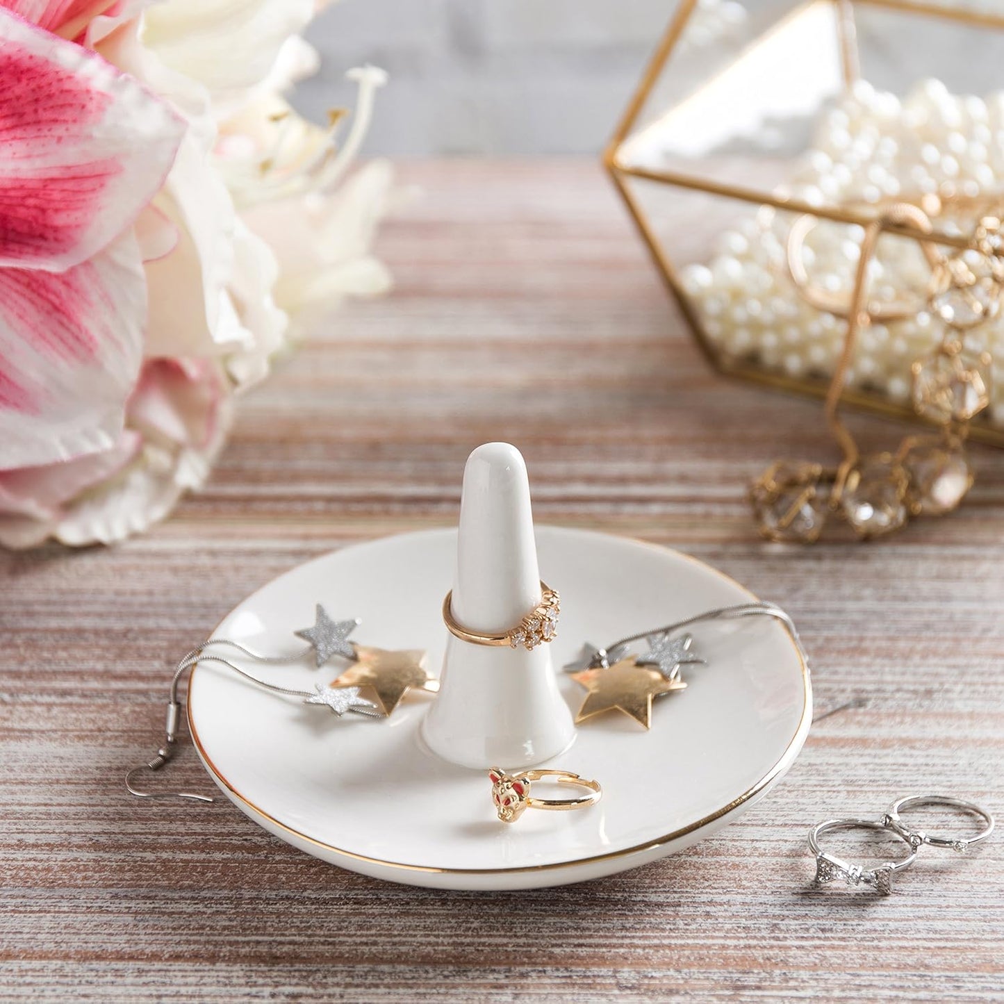 Trinket Tray / Ring Dish Holder / White Ceramic