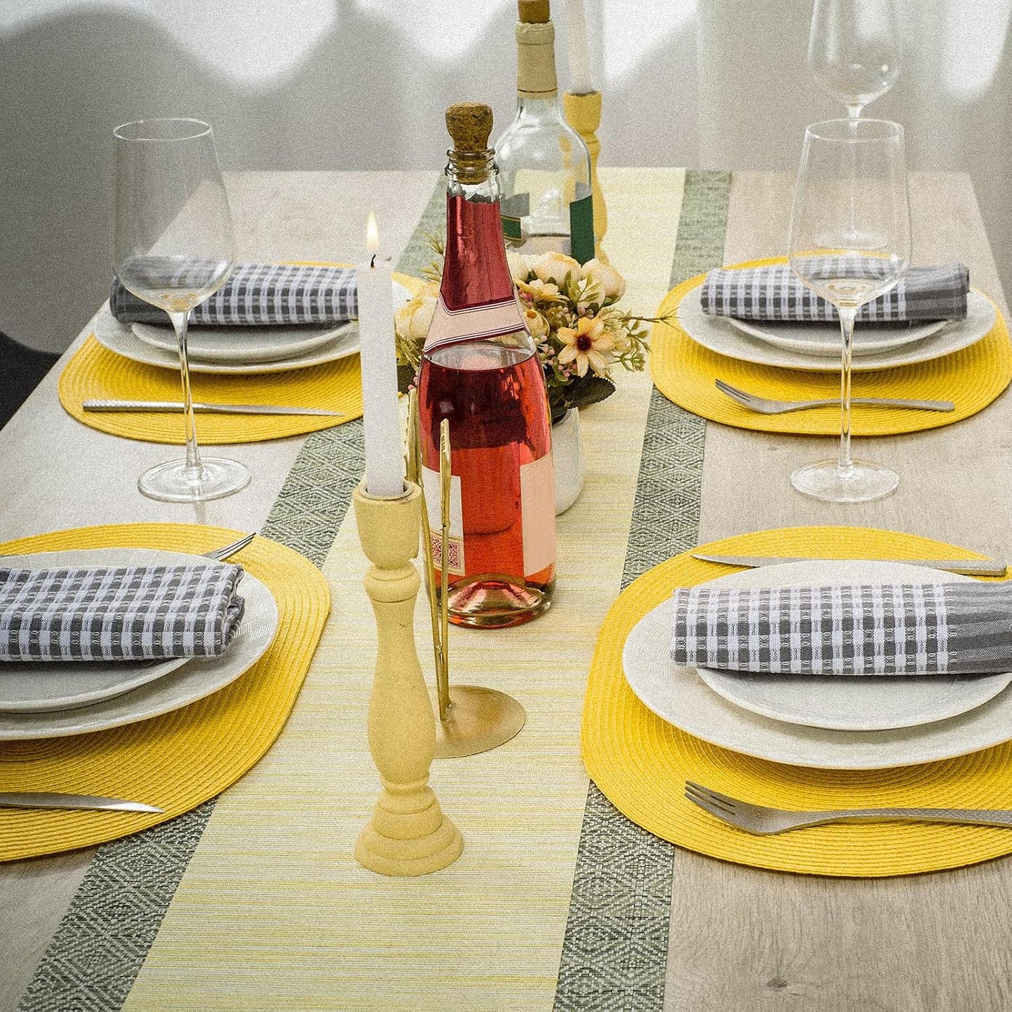 AHHFSMEI Placemats Set of 8 for Dining Table Washable Woven Vinyl Non-Slip 18x12 inches Placemat Heat-Resistant Durable