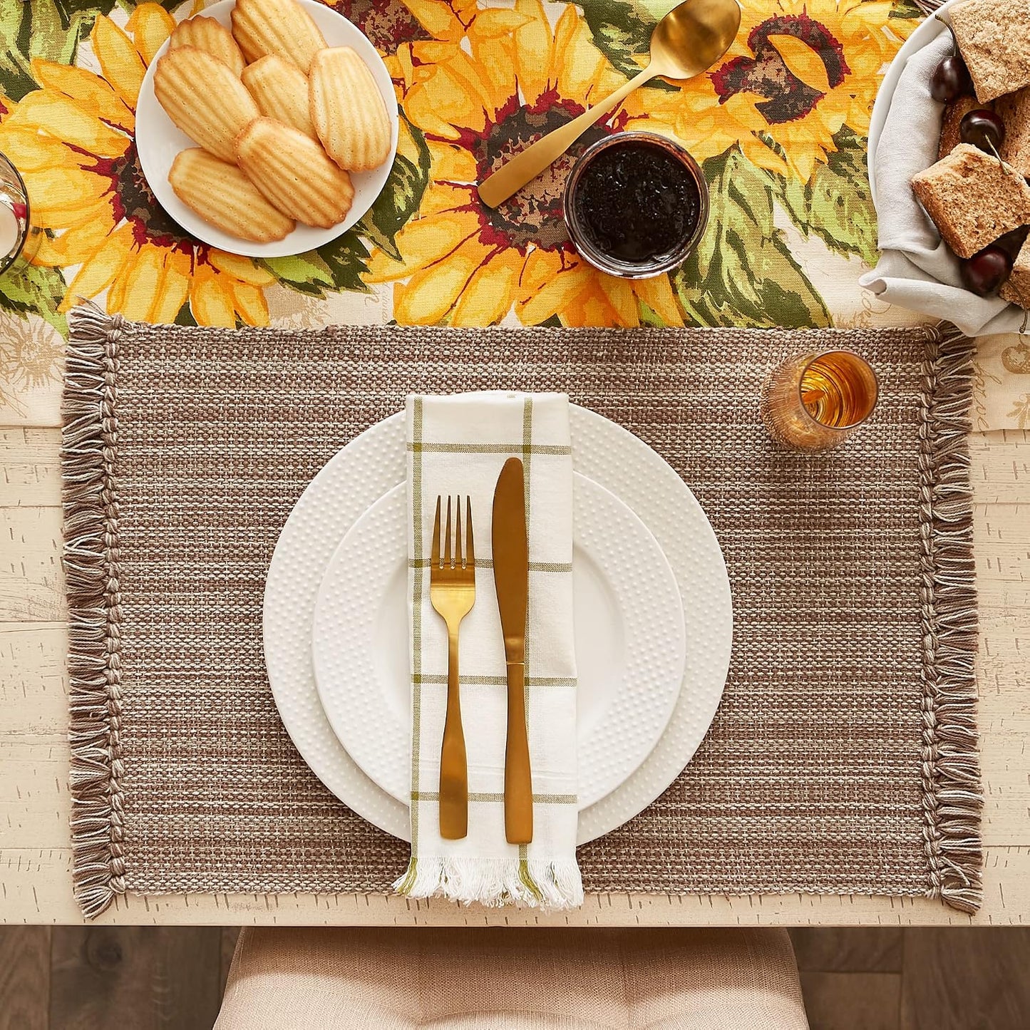 DII Variegated Tabletop Collection, Placemat Set, 13x19, Mushroom, 6 Piece
