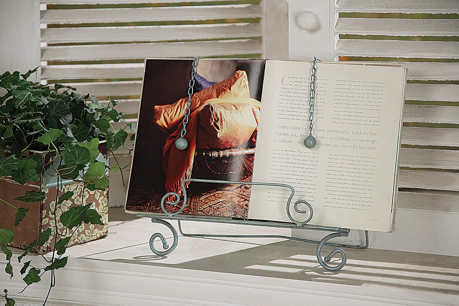 Creative Co-Op Metal Cookbook Holder, Blue