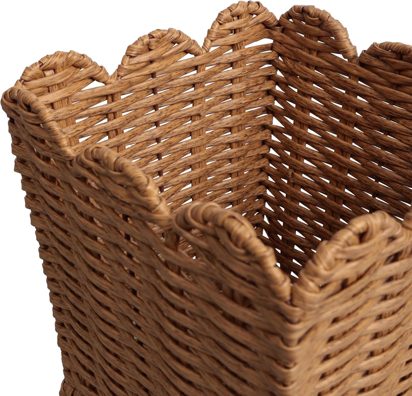 HPM1409A-SET2 Silas Modern Farmhouse Resin 3.3-Gallon Tapered Square Wicker Watebasket / Natural