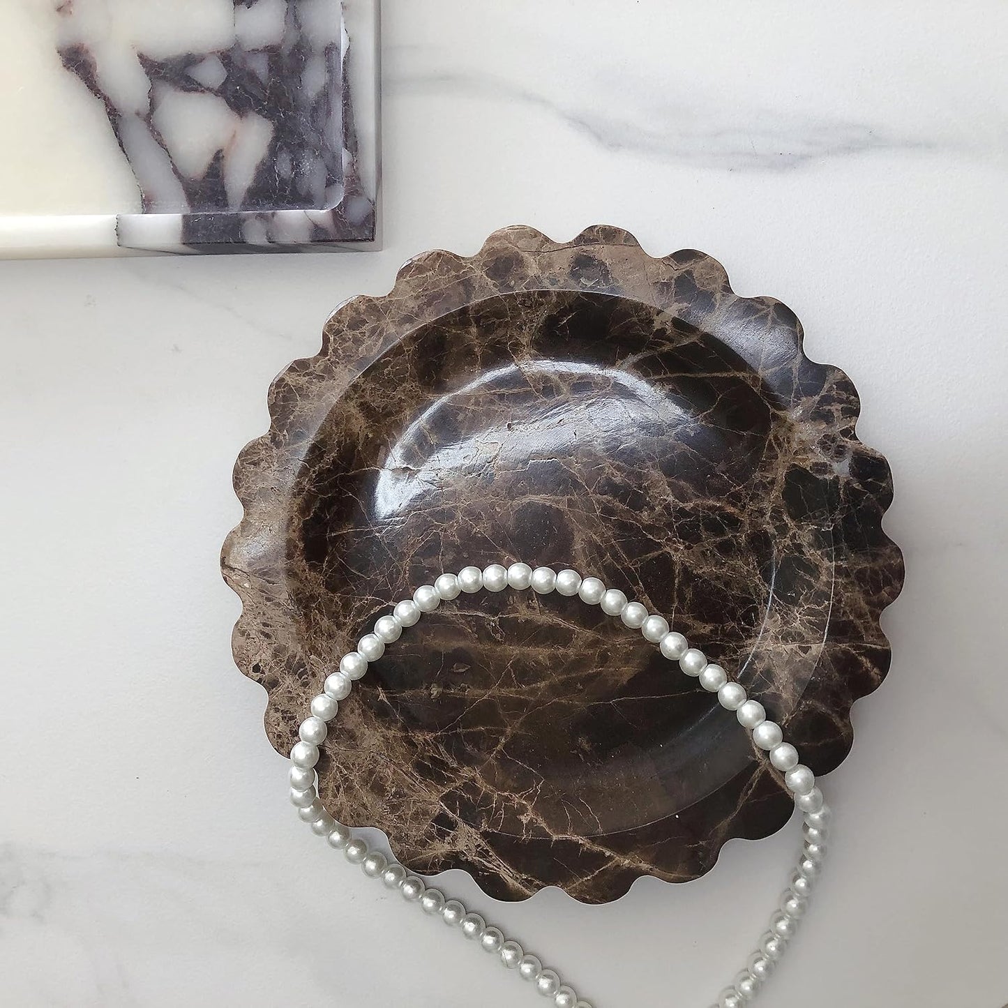 Marble Tray Round Scalloped Tray Small Serving Platter for Counter / Coffee Net