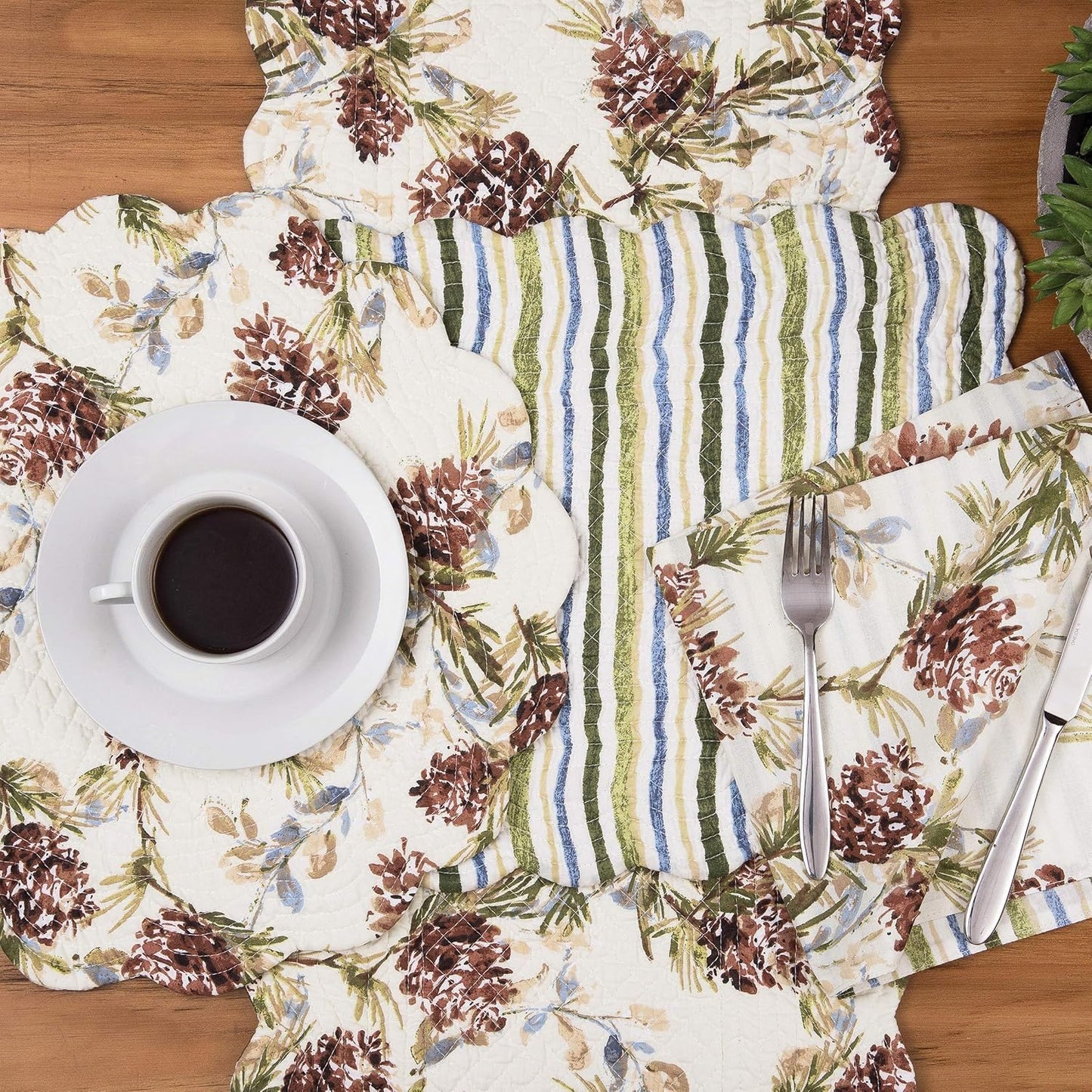 C&F Home Cooper Pines Pinecone Lodge Cotton Quilted Placemats Set of 6 Reversible Machine Washable Scallop Edge 13" x