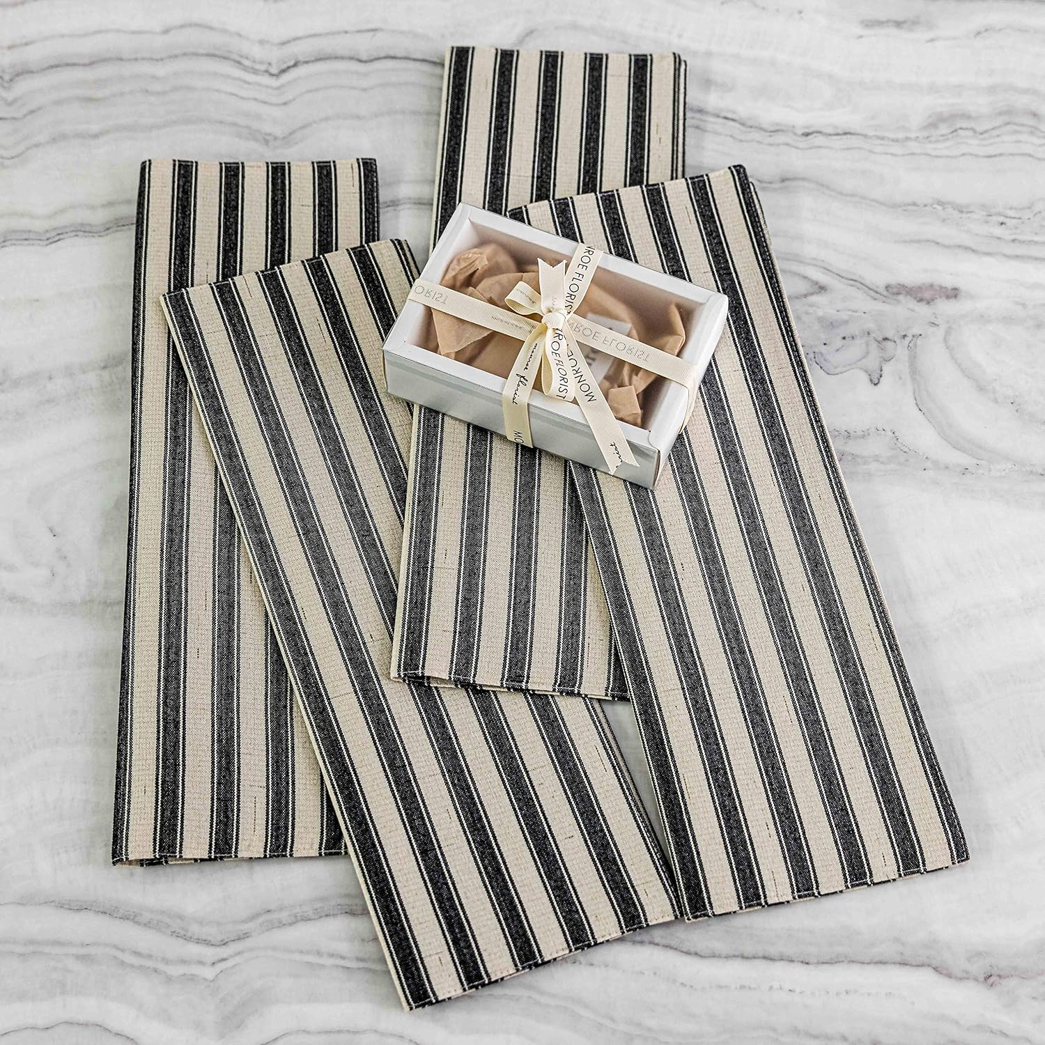 Home Brilliant Cloth Placemats Set of 6 Heat Resistant Place Mats for Dining Table Farmhouse Washable Placemats for