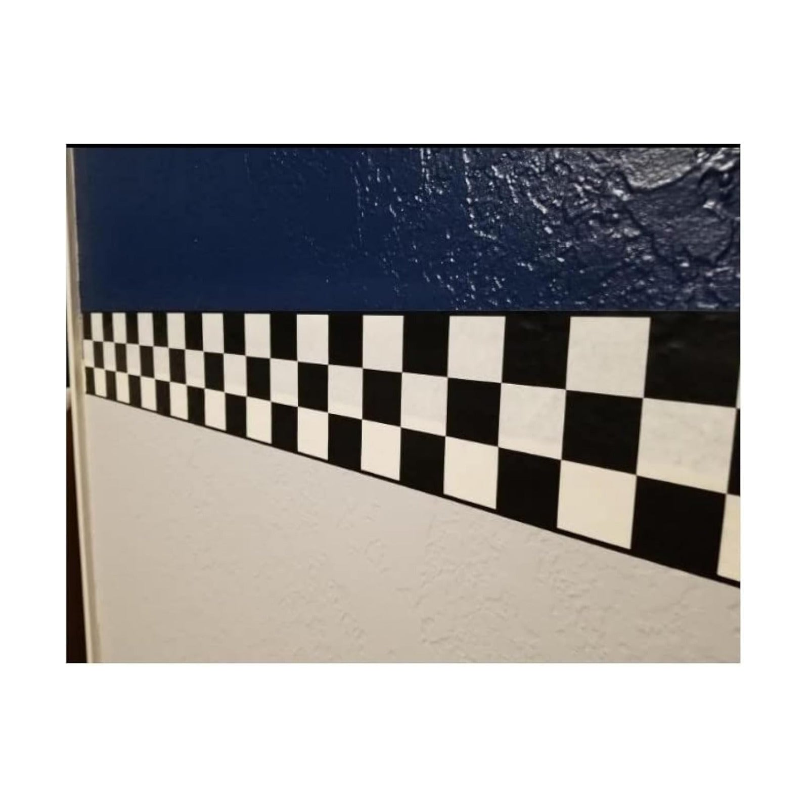 Checkered Flag Cars Wallpaper Border / Black / 4.5 Inch