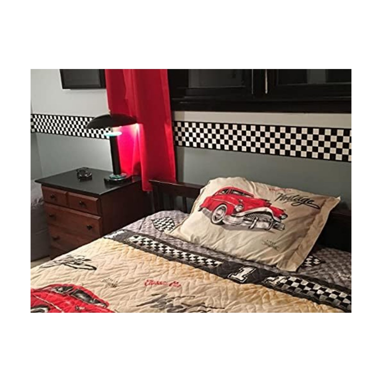 Checkered Flag Cars Wallpaper Border / Black / 6 Inch