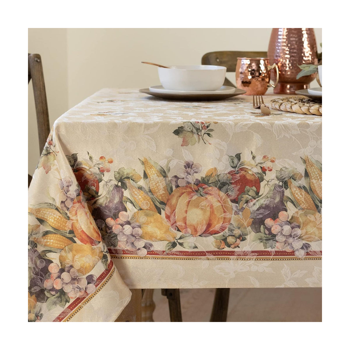Benson Mills Jubilee Jacquard Tablecloth (60" x 104" Rectangular)