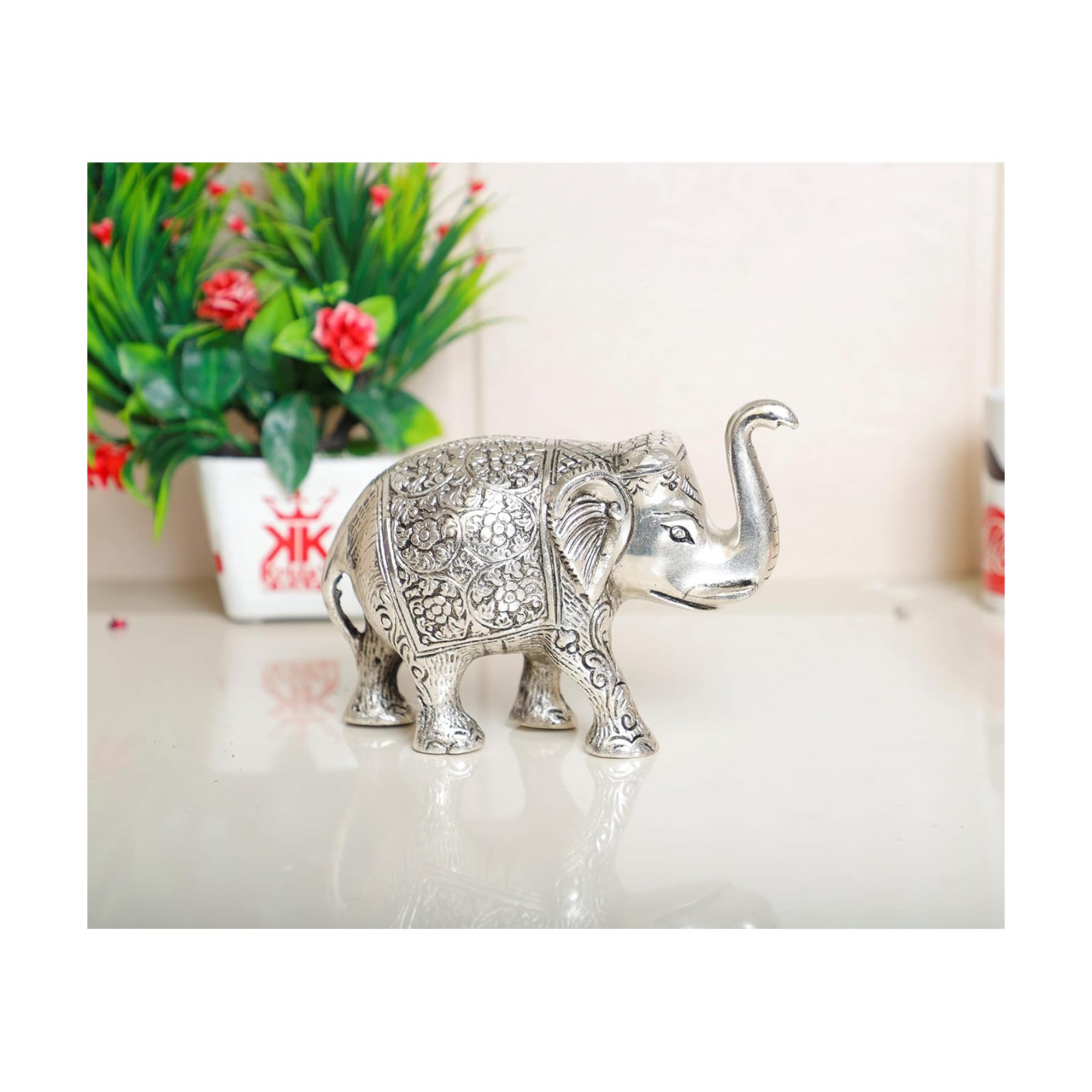 Metal Elephant Color for Showpiece Home / Silver