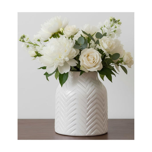 Modern Decorative Vase / 5d'' x 6H / White
