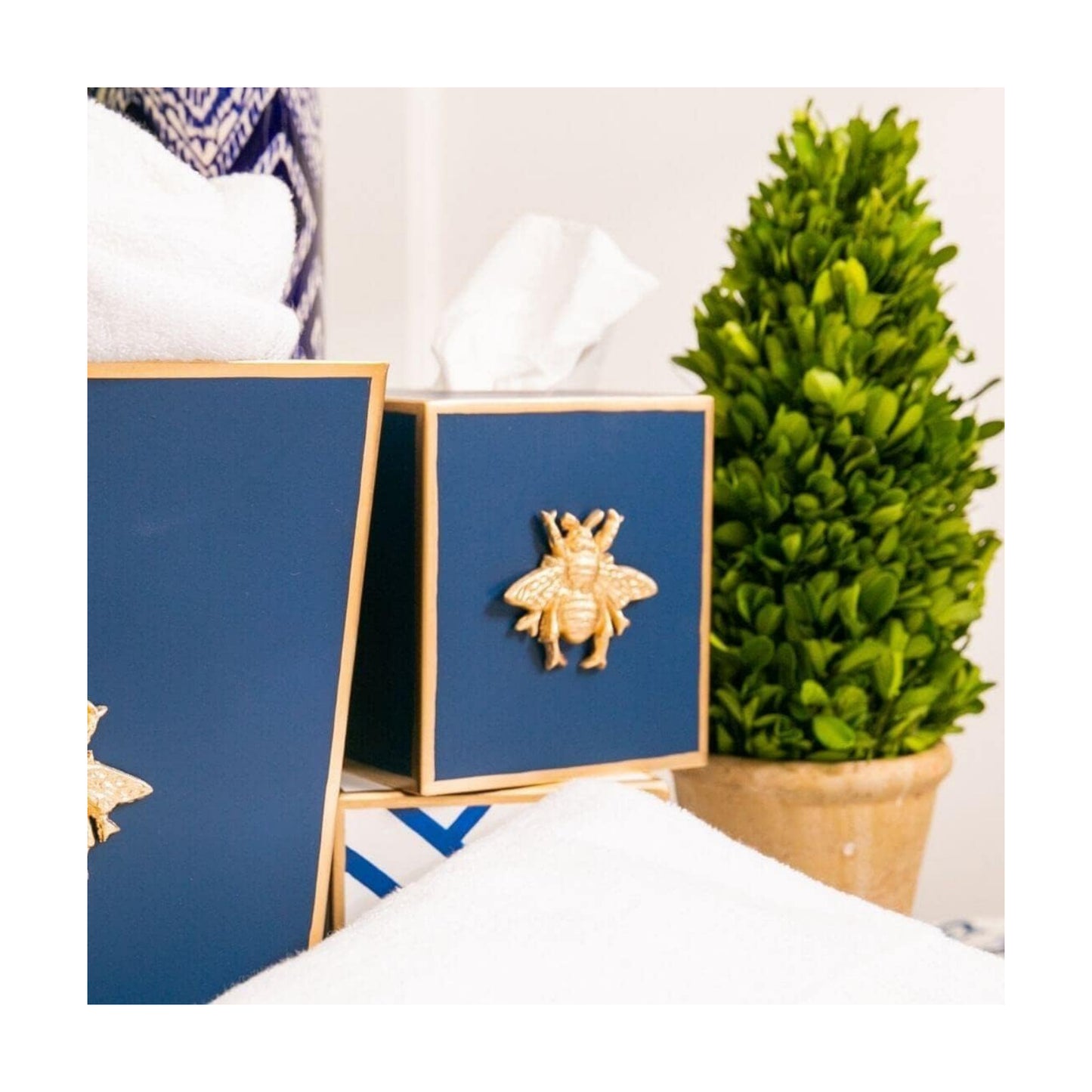 Decorative Tissue Box Holder / Navy Bee / Regency