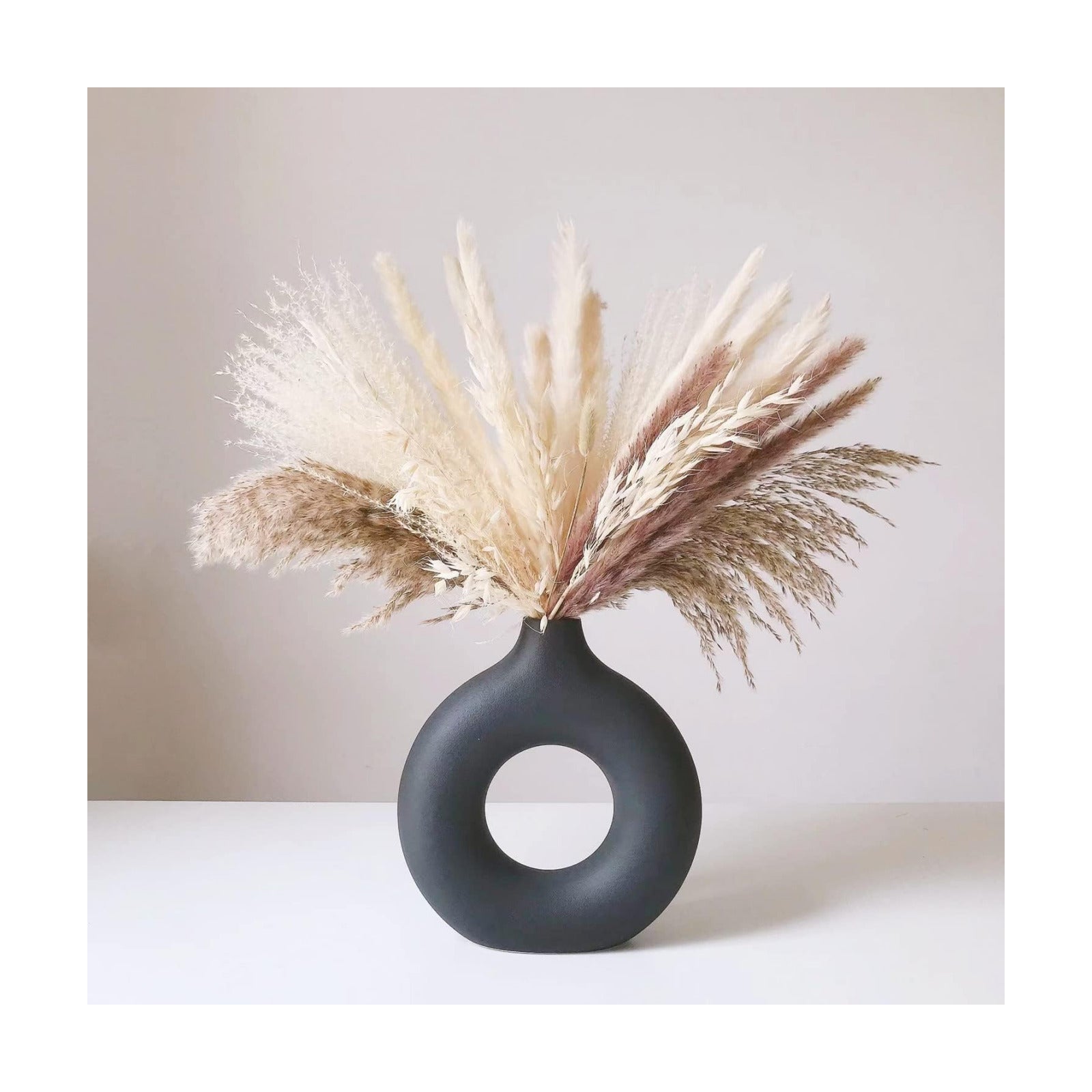 White Ceramic Vases for Pampas Grass / Black / Medium
