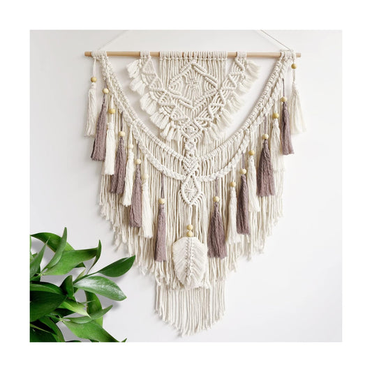 Macrame Wall Hanging / Pink