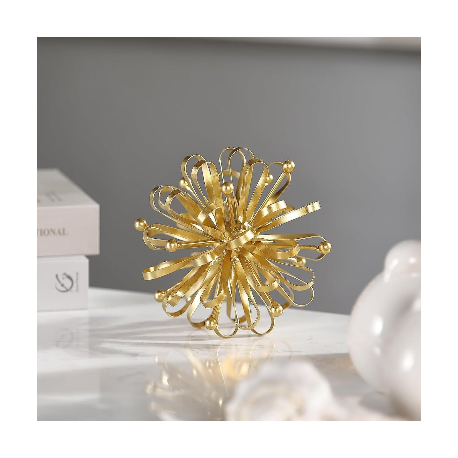 Modern Table Decor / Ribbon & Beads / Gold