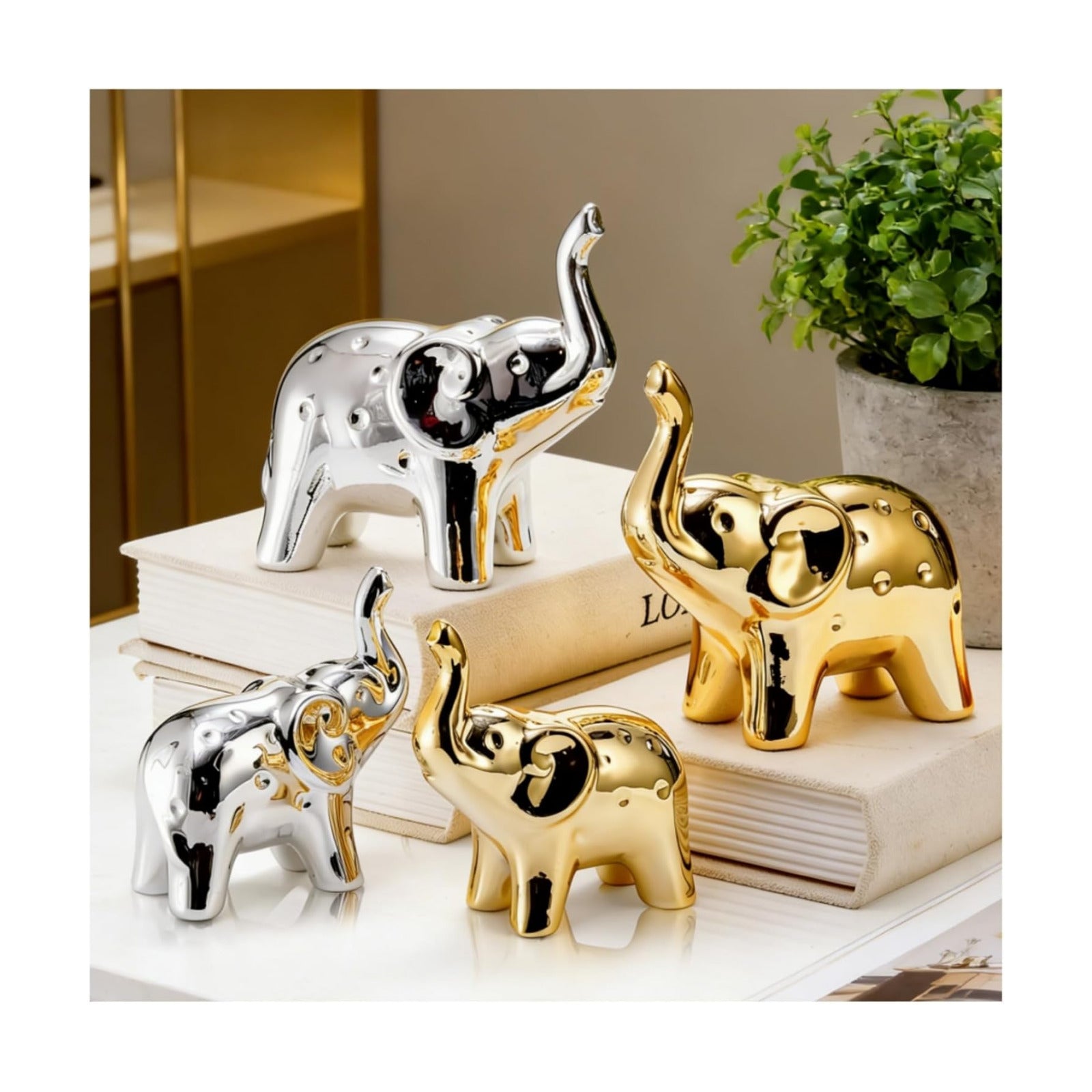 Modern Style Ceramic Elephants Figurine / Set of 4