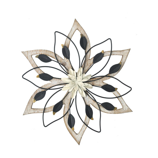 Flowers Wood Wall Decor / Whitewash