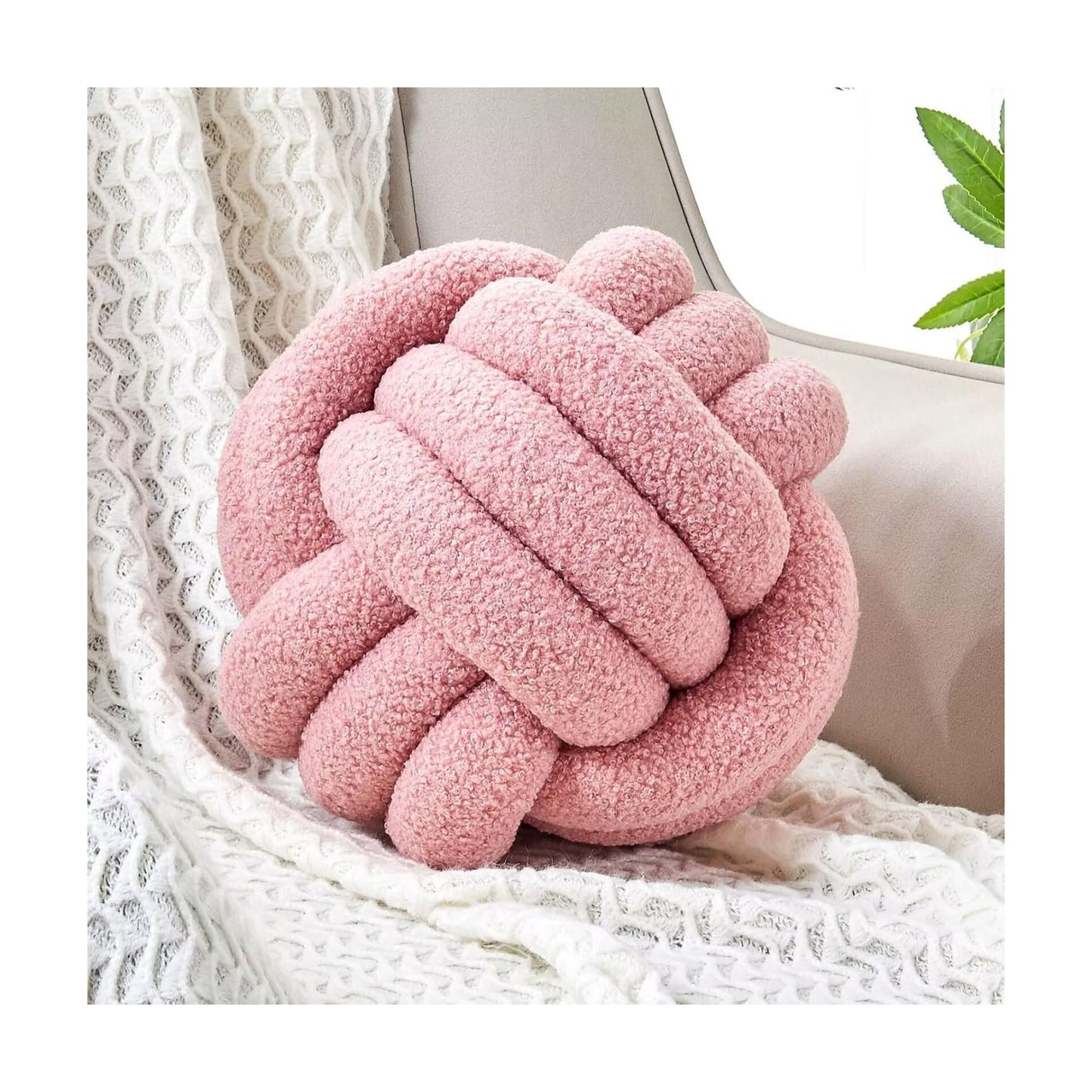 Round Boucle Pillow / Blush Pink / Small