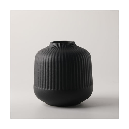 Ceramic Vase for Flowers / Black / Small / 6 Inch