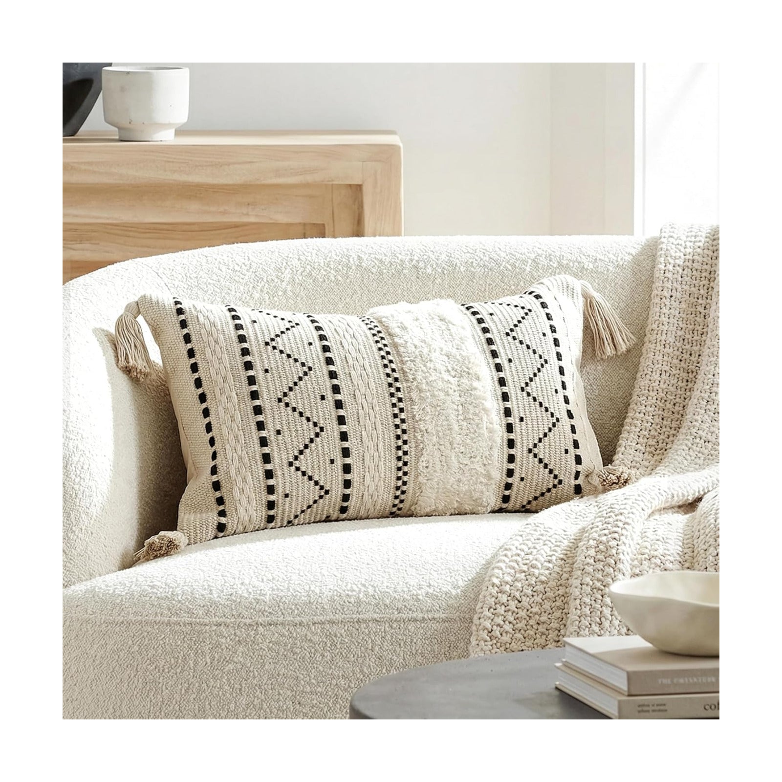 Lumbar Pillow Cover / 20 x 12 / Black