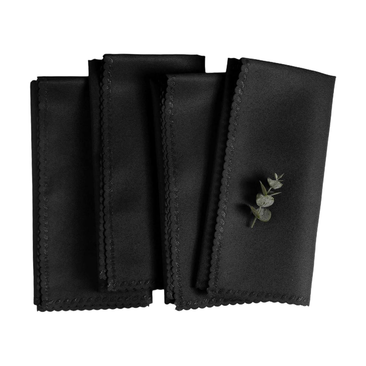 Halloween Cloth Napkins Set of 4, Black Polyester Dinner Napkins Washable Reusable, Wave Lace Table Cloth Napkins for Christmas Thanksgiving Festival Holiday Dinner Table Decoration