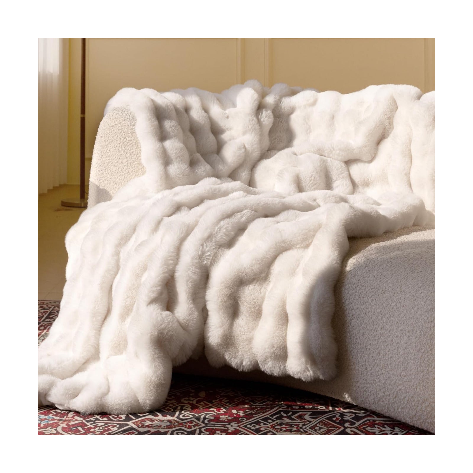 Ultra Soft Cozy Faux Fur Throw Blanket, Fuzzy Plush Thick Bubble Blanket, Luxury Fluffy Blanket for Couch, Sofa