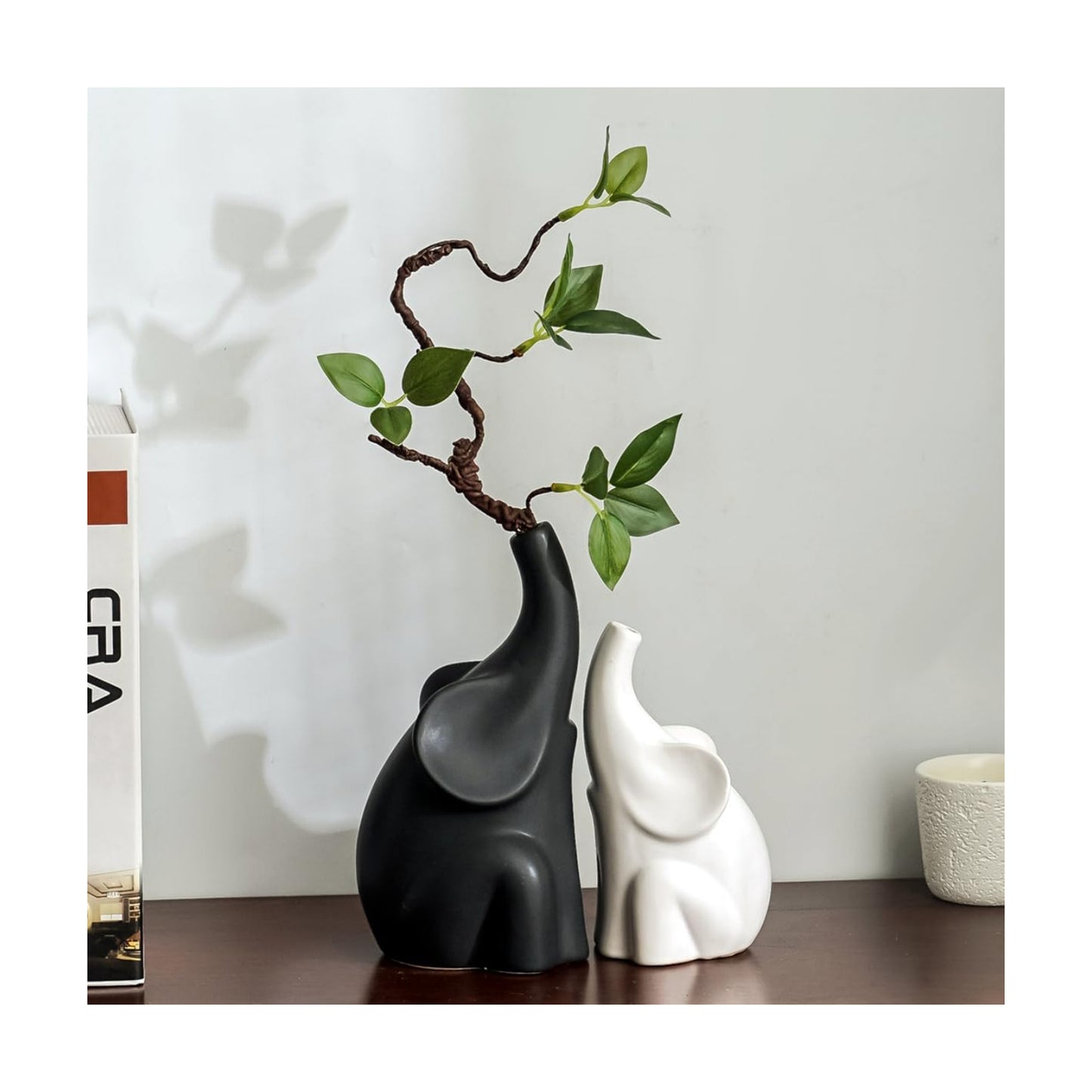 Modern Ceramic Decor Statue / Black White