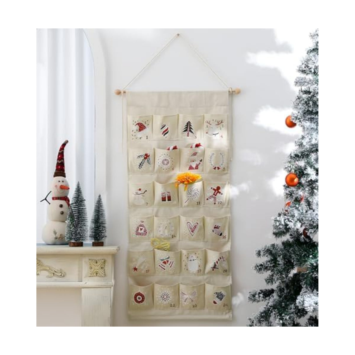 MONOBLANKS Fabric Hanging Advent Calendar with Pockets, Christmas Pattern A