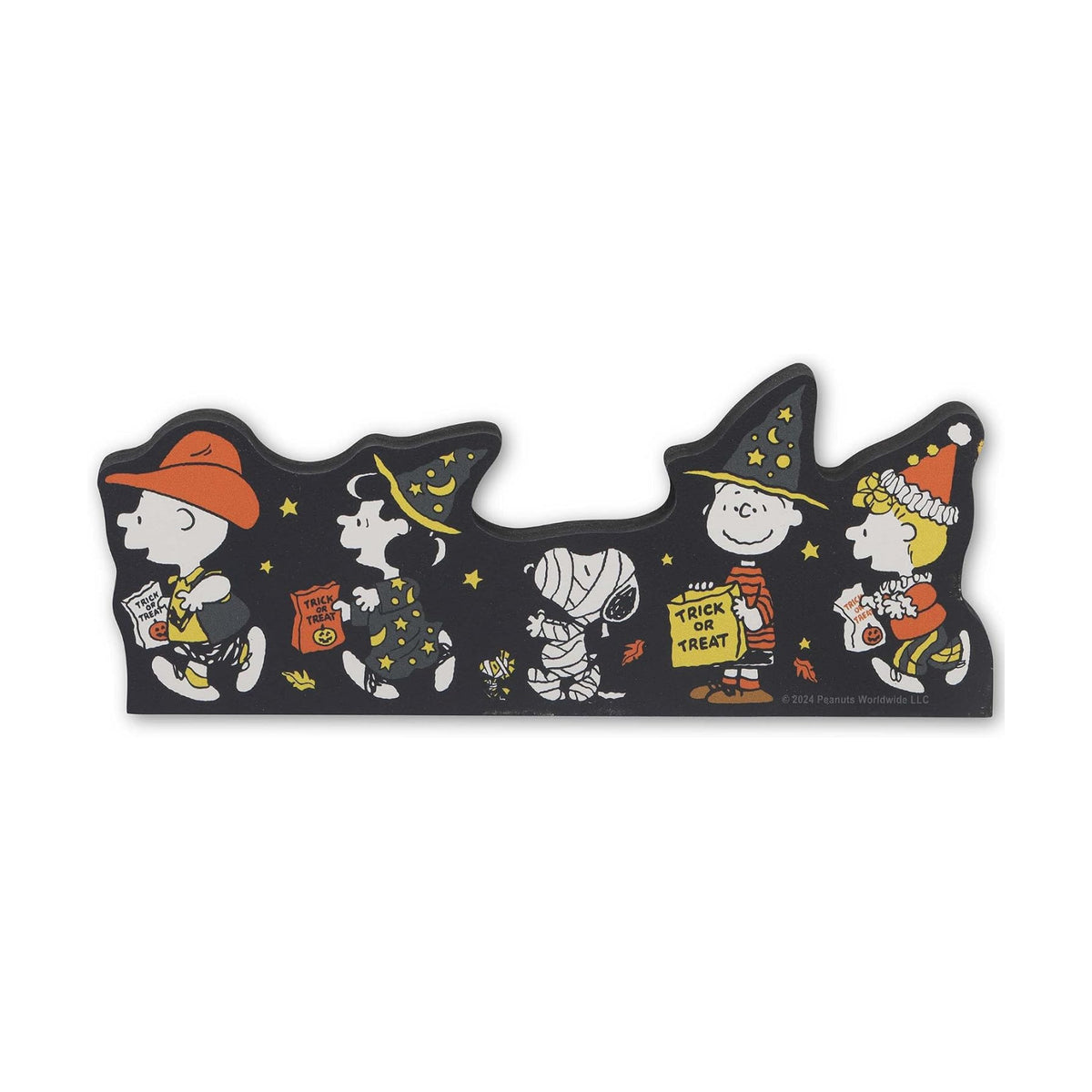 Open Road Brands Peanuts Gang in Costume Trick or Treat Shelf Sitter Decor