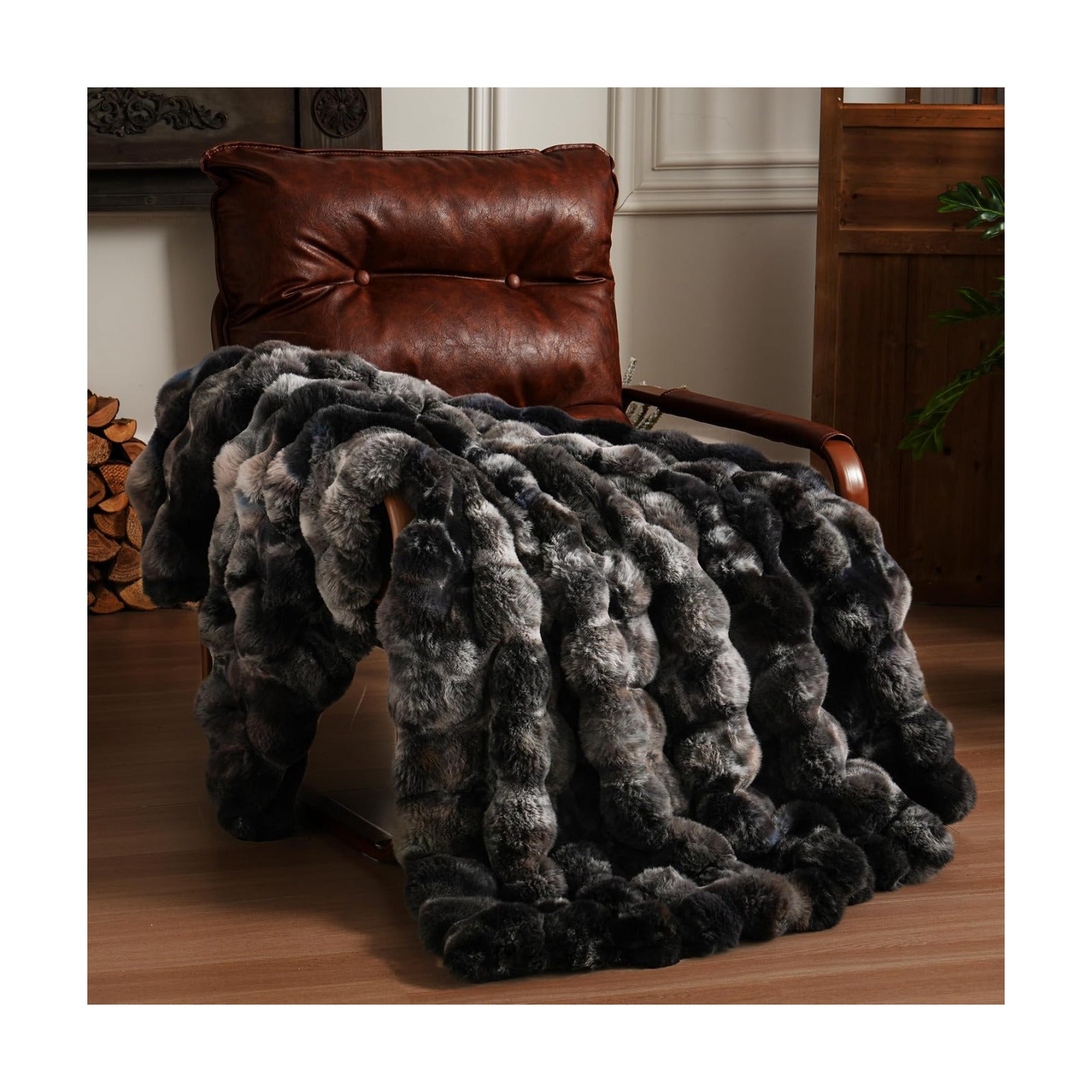 BENVWE Fluffy Faux Fur Throw Blanket for Couch, Soft Plush Thick Cozy Fuzzy Luxury Minky Bubble Blanket for Home Living