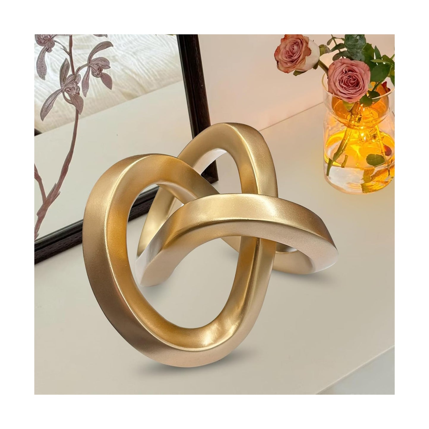 Multi-Angle Geometric Sculptures Statues / Gold