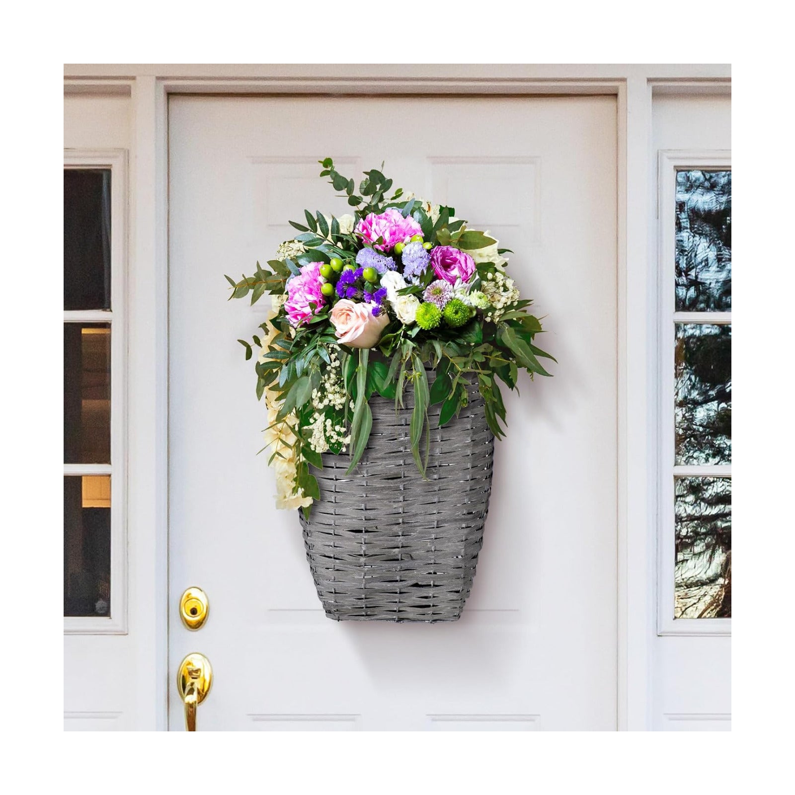 Front Door Basket Woven Hanging Basket / Vintage