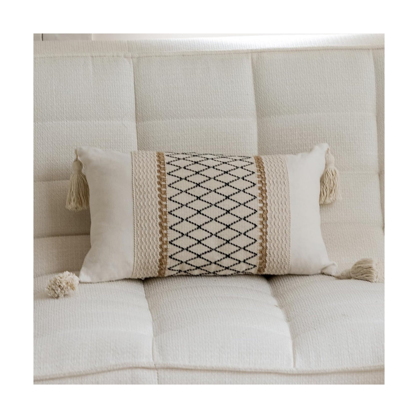 Tassels Soft Farmhouse Neutral Pillow Covers / 20 x 12 / Black Diamond