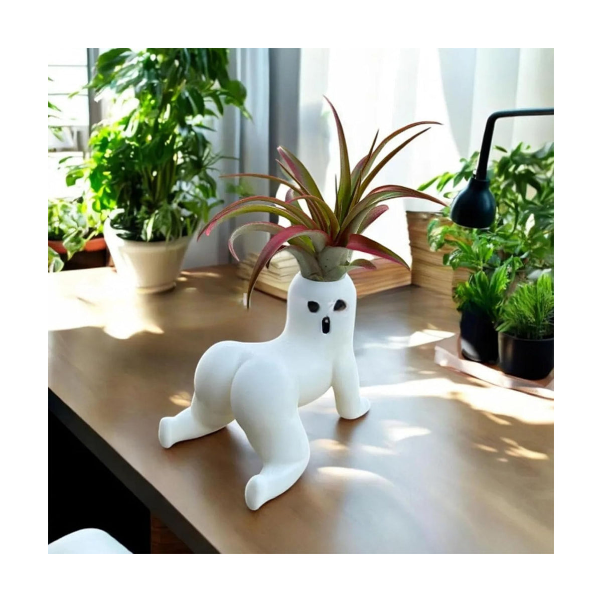Ghost Planter Cute Big Booty Body Shaped Planter,Hilarious Air Plant Holder, Resin Air Fern Display Stand Prank Gift Decor for Indoor Outdoor Home Office