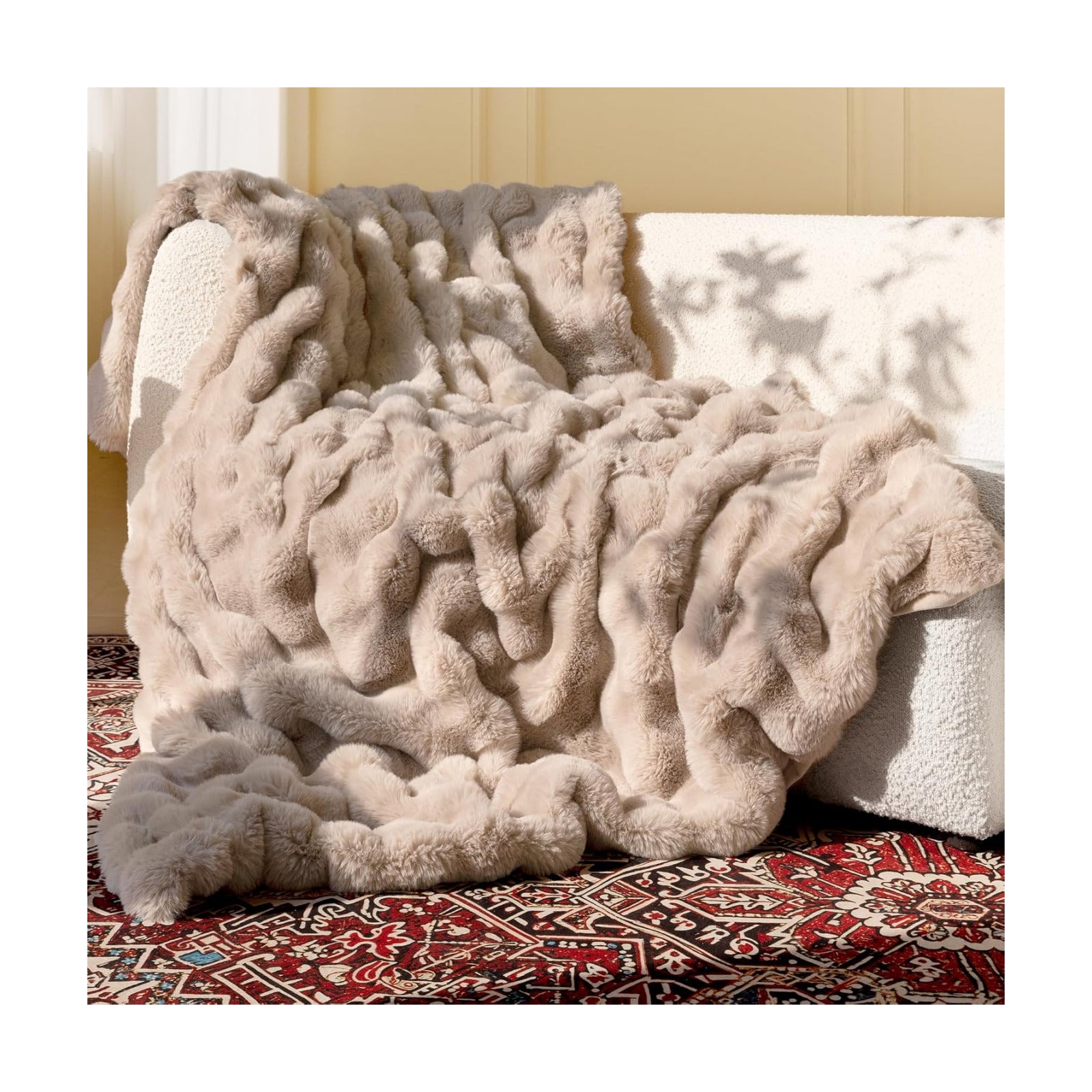 Ultra Soft Cozy Faux Fur Throw Blanket, Fuzzy Plush Thick Bubble Blanket, Oversize Luxury Fluffy Blanket for Couch