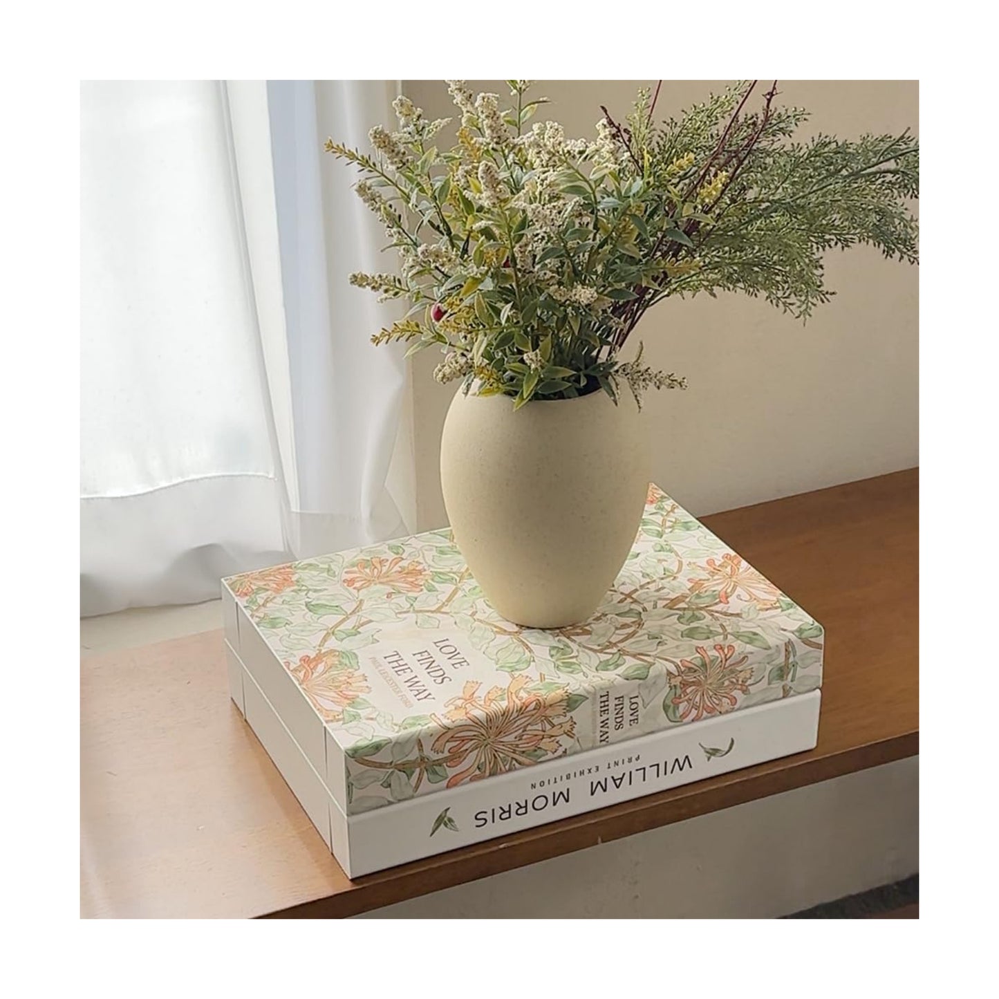 Expandable Cable Organizer Box / Love Finds / Standard