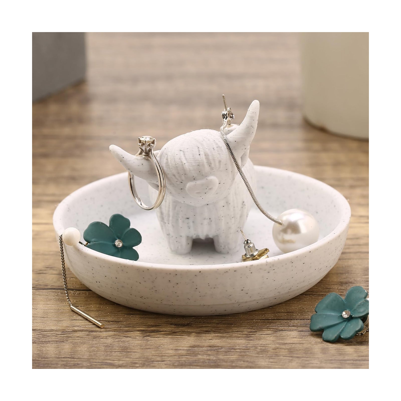 Ring Holder / 3D Printed Plastic Farmhouse & Bohemian Style Unique Women Gifts / Highland Cow