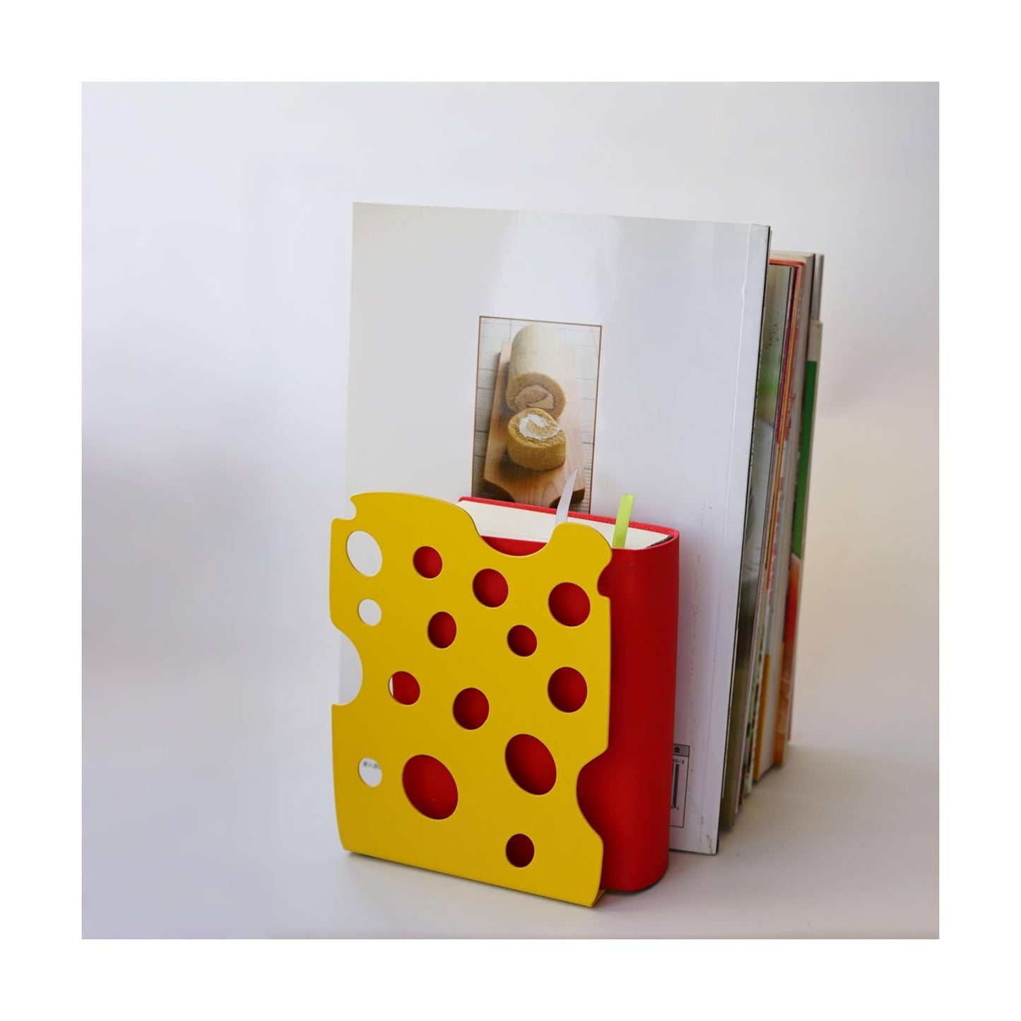 1 Pair Cheese Heavy Metal Cookbook Ends to Hold Books / Yellow / Set of 2