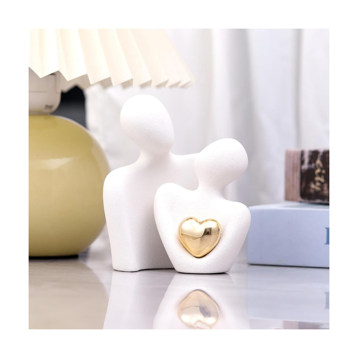 Hugging Love Sculpture Ceramic Home Decor / White / 4.72IN