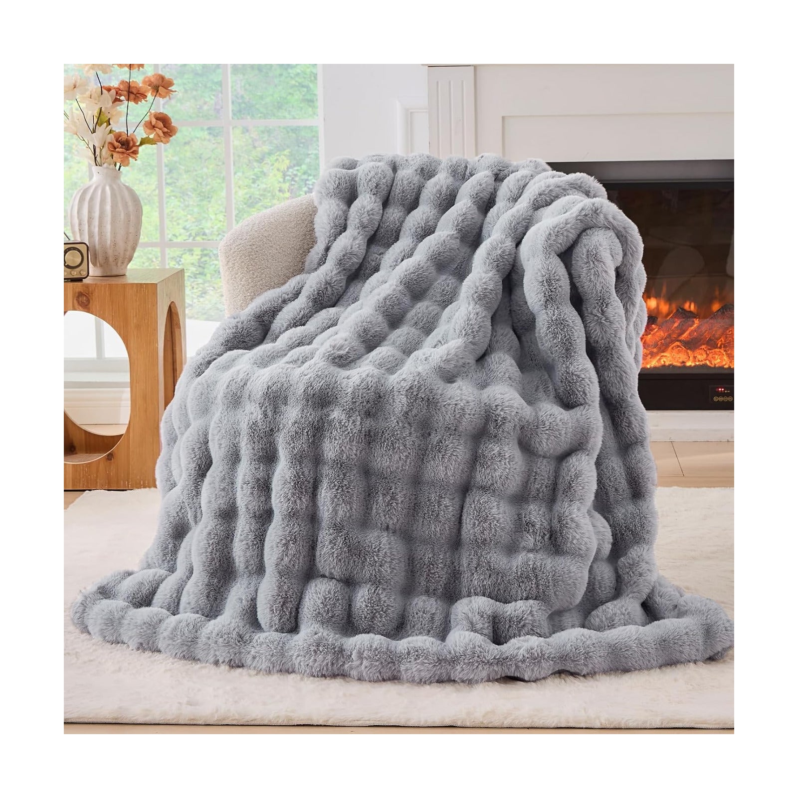 BENVWE Fluffy Faux Fur Throw Blanket for Couch, Soft Plush Thick Cozy Fuzzy Luxury Minky Bubble Blanket for Home Living