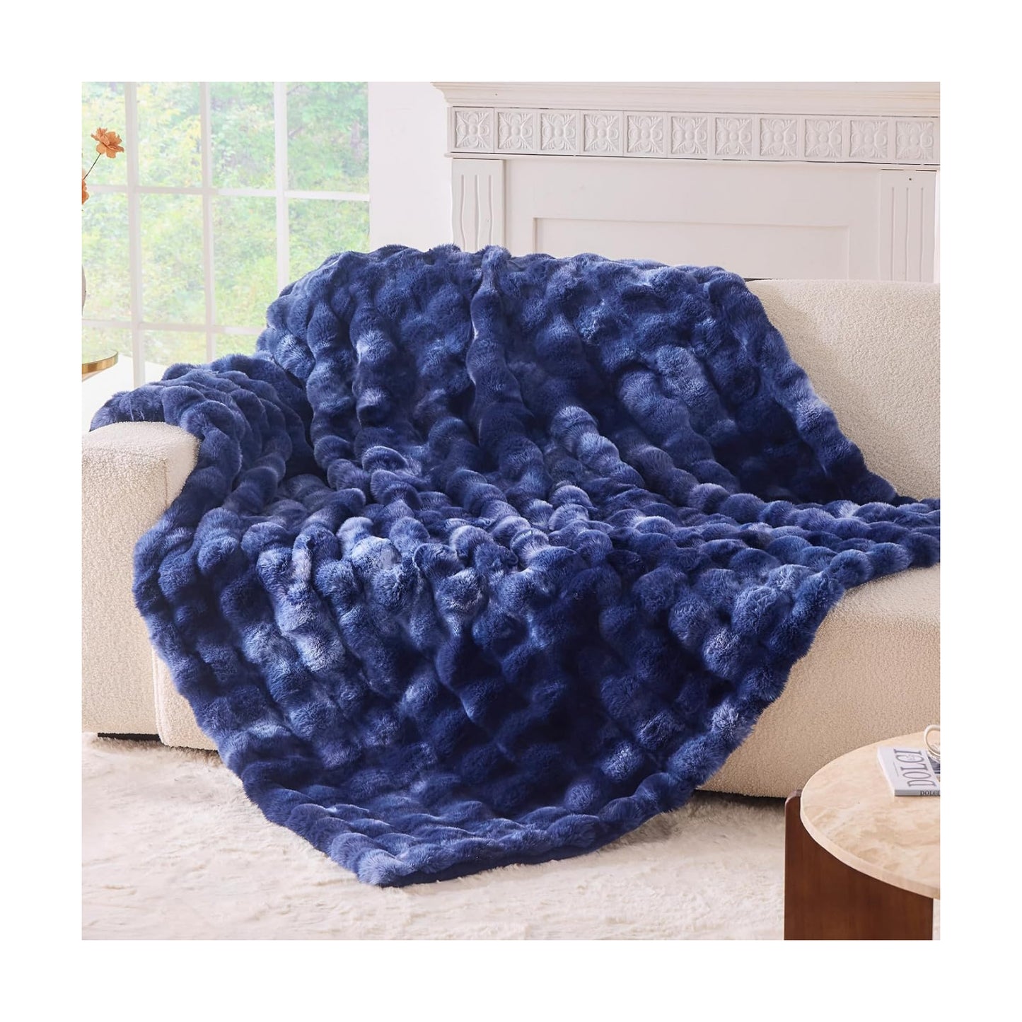 BENVWE Fluffy Faux Fur Throw Blanket for Couch, Soft Plush Thick Cozy Fuzzy Luxury Minky Bubble Blanket for Home Living
