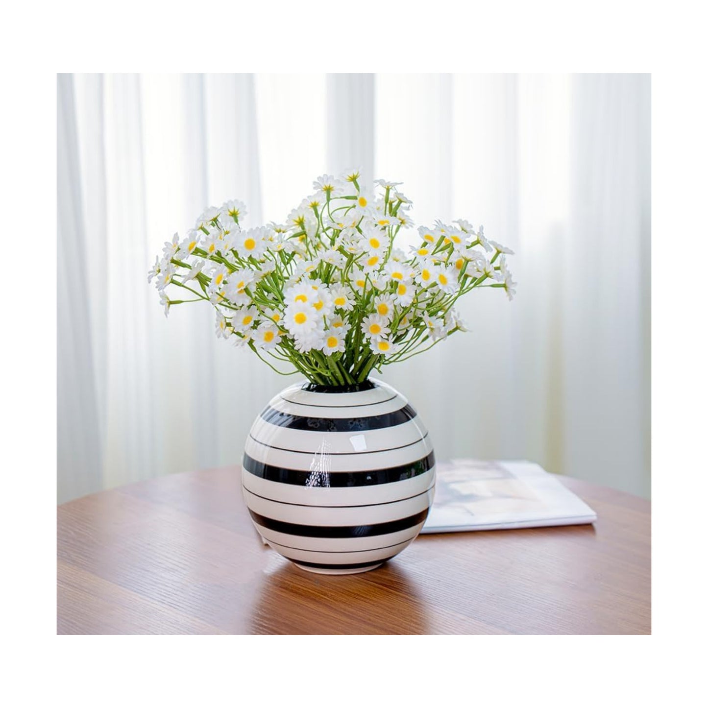 Spherical and White Striped Ceramic Vase / Black