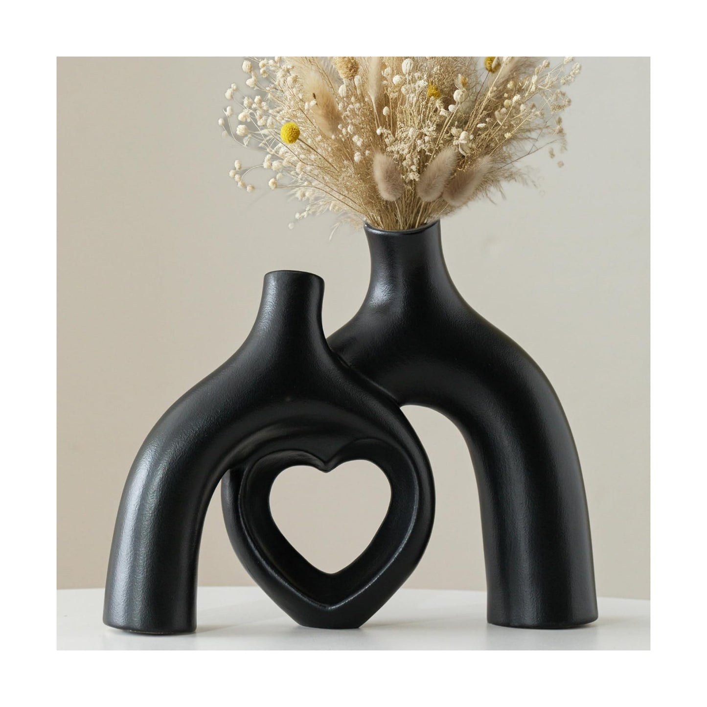 Hug Snuggle Hollow Donut Ceramic Vases / Matte Black / 9 Inch