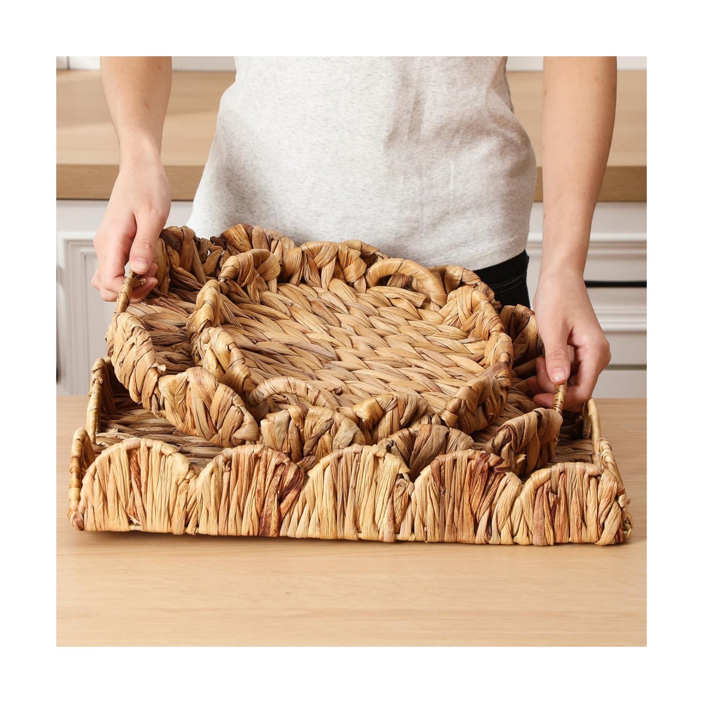 Handles 3 Sizes Decorative Seagrass Tray / Set of 3