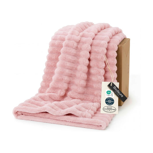 Bedsure Soft Coral Pink Throw Blanket for Couch Decor Gifts 50"x70"
